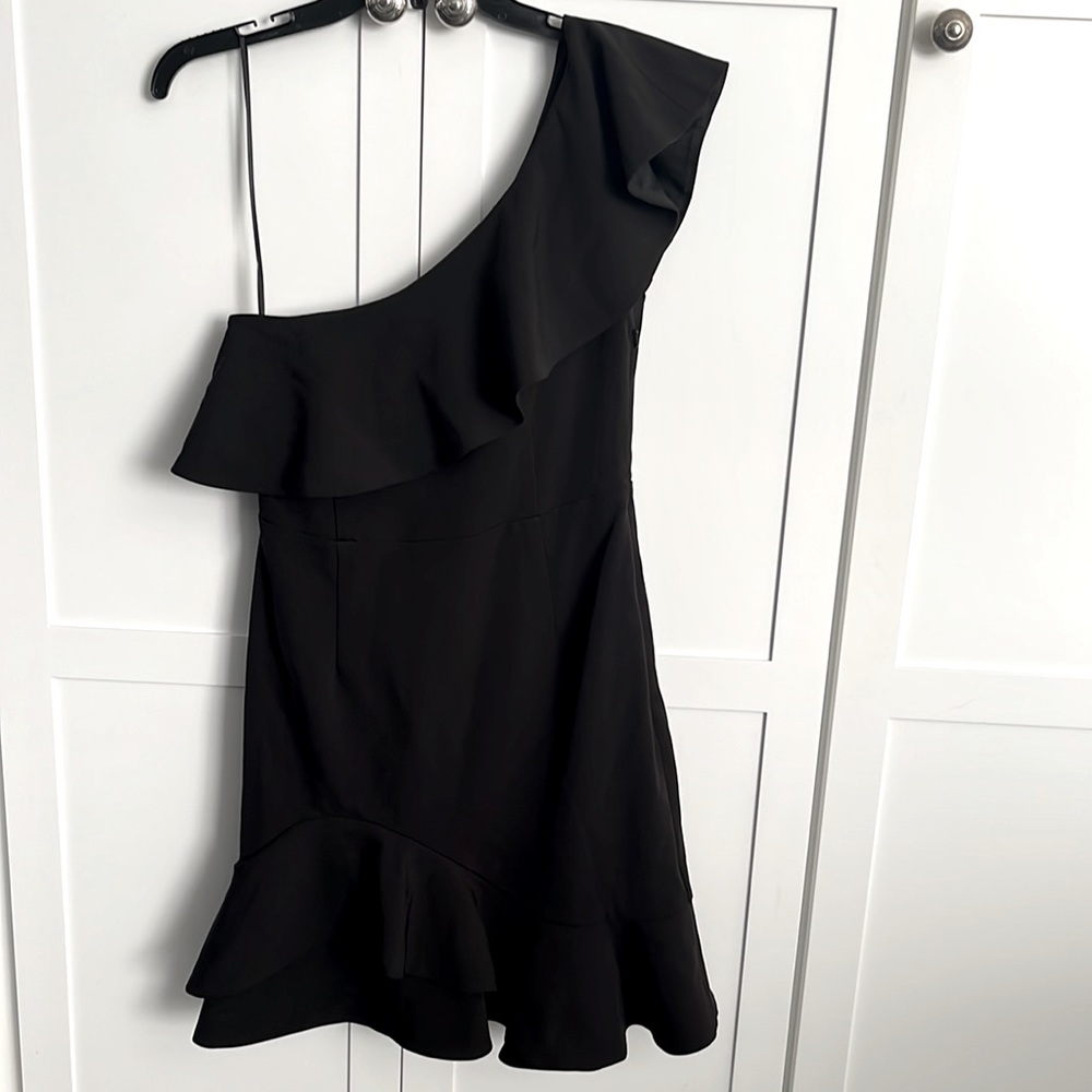 Shills The Label Women’s Mini Little Black Dress Aurora One Shoulder Size S NWT - Picture 6 of 7